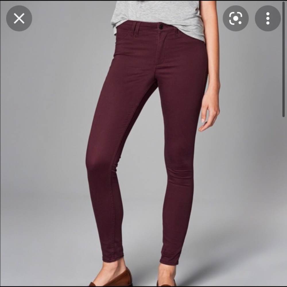 Abercrombie Super Skinny Maroon Pants